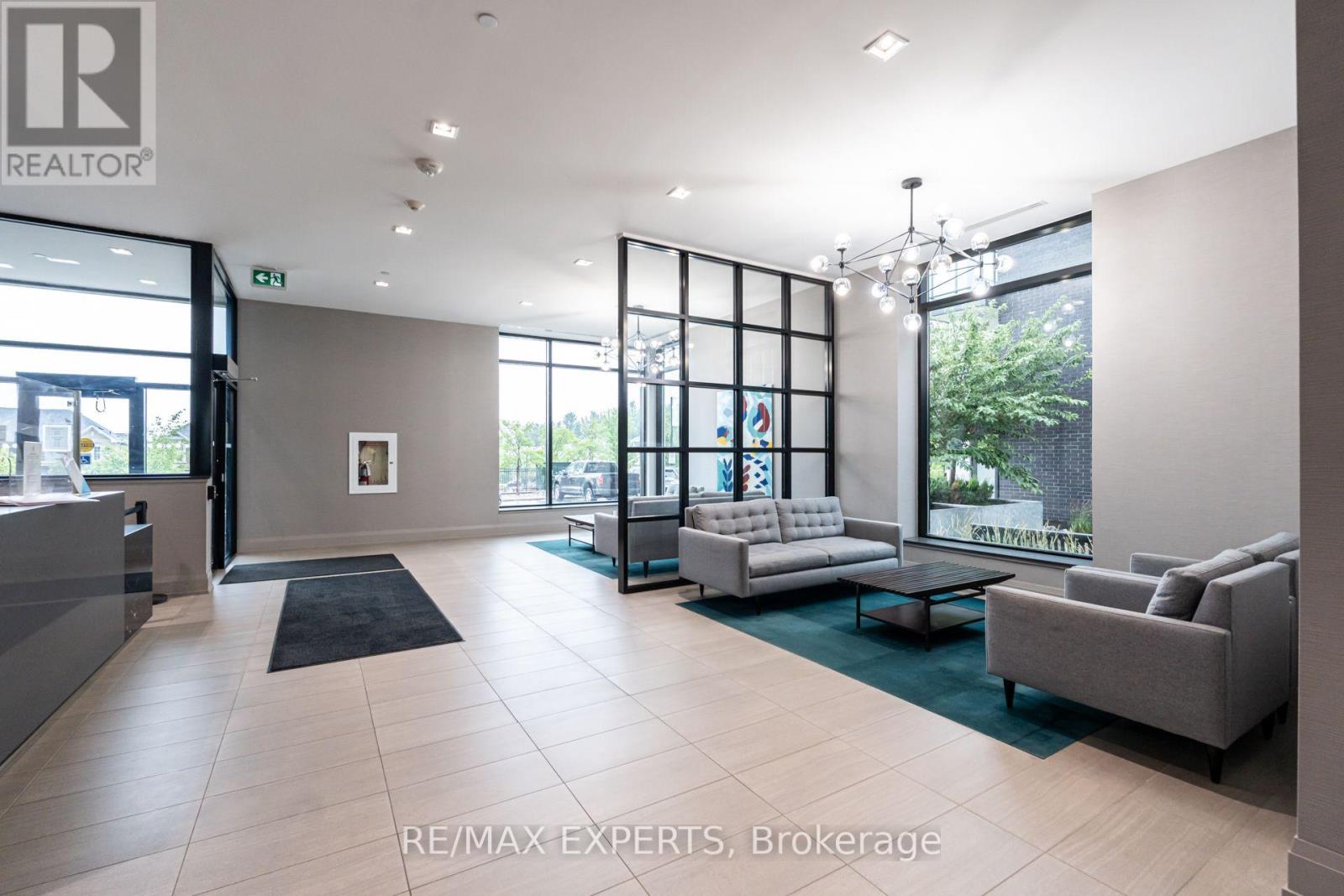 #121 555 WILLIAM GRAHAM DRIVE - Image 2