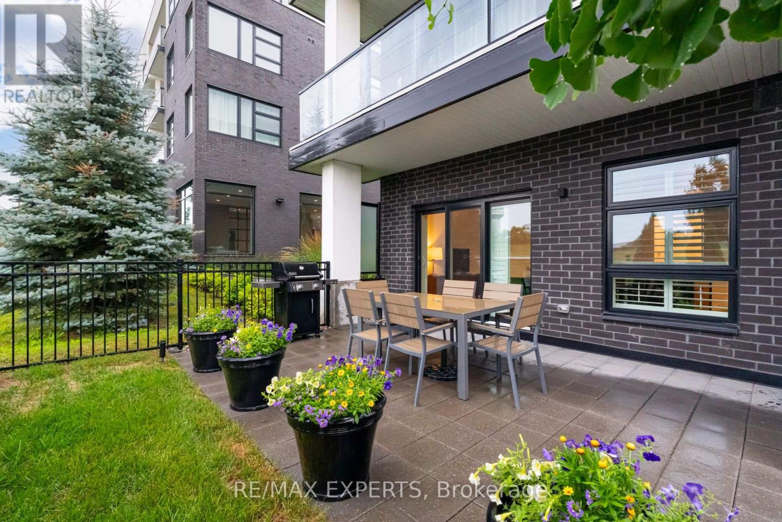 #121 555 WILLIAM GRAHAM DRIVE - Image 21