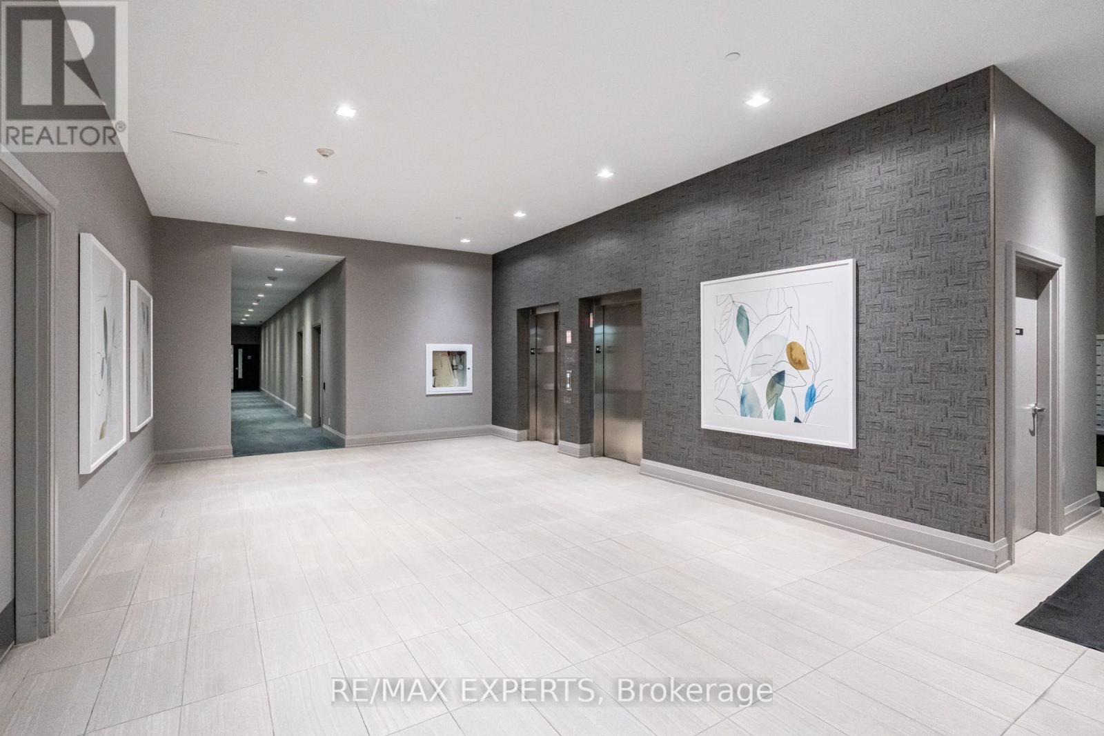 #121 555 WILLIAM GRAHAM DRIVE - Image 4