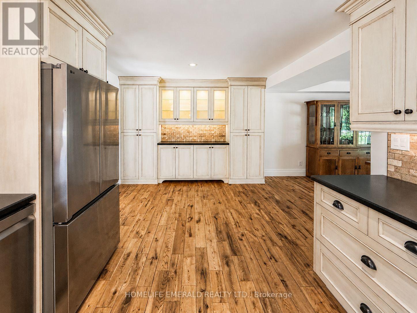 2391 SEADON ROAD - 18