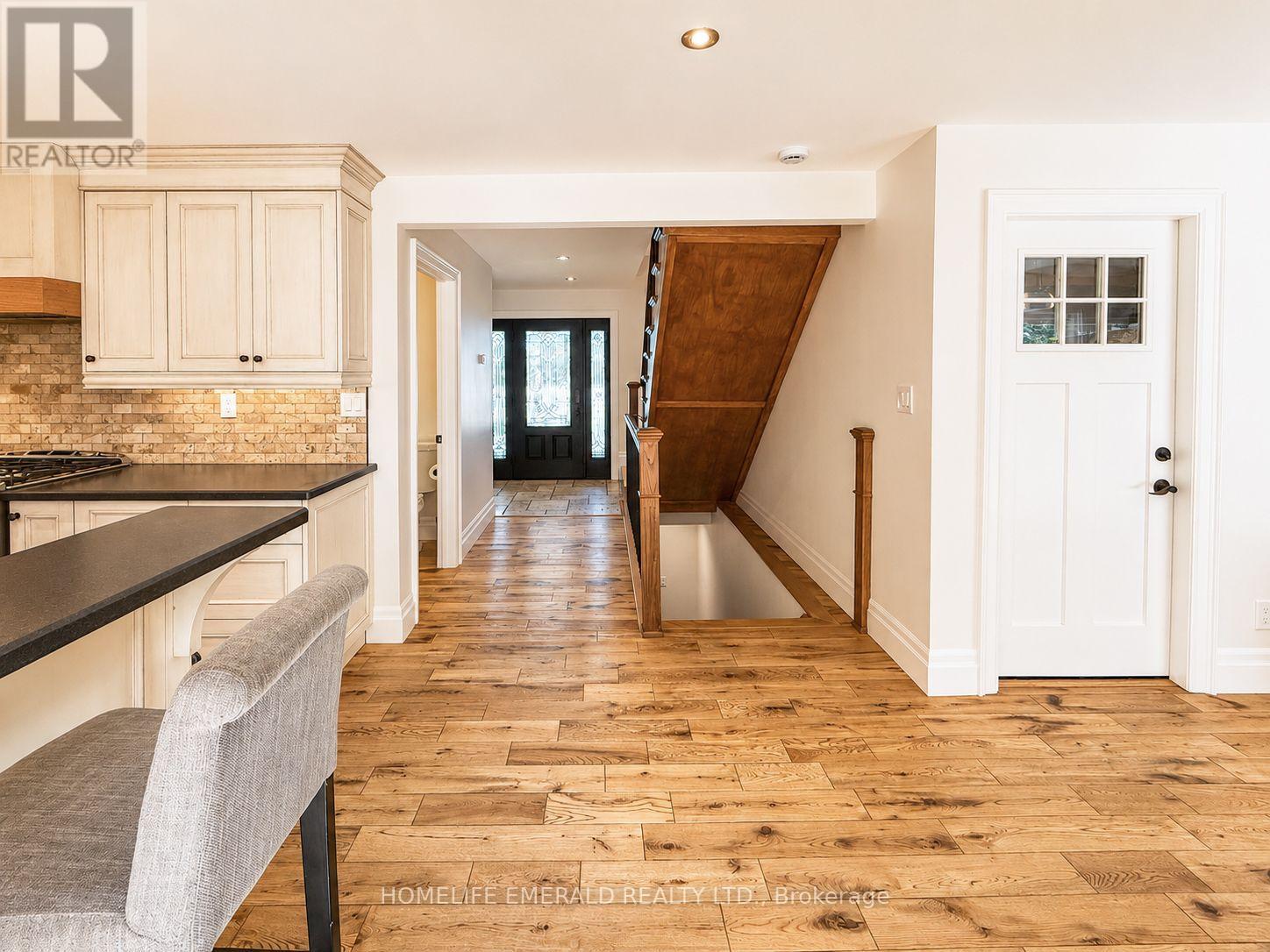 2391 SEADON ROAD - 23