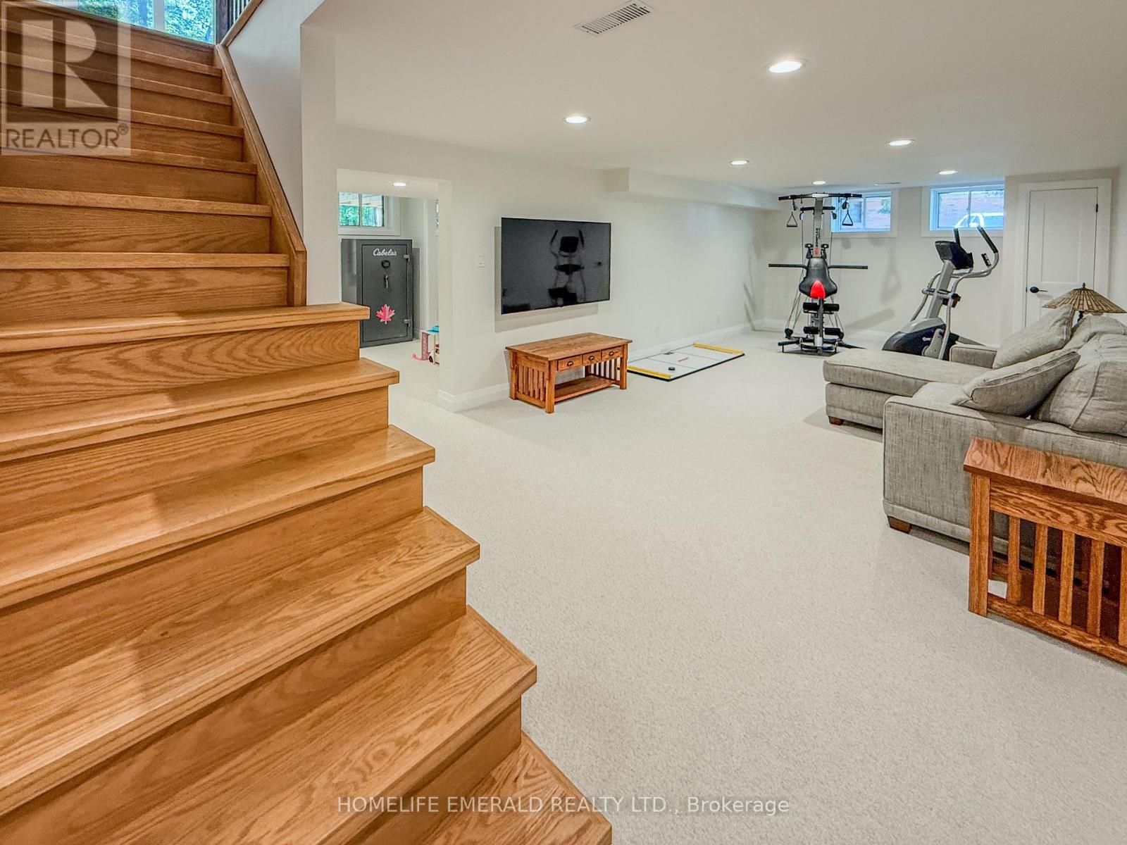 2391 SEADON ROAD - 36