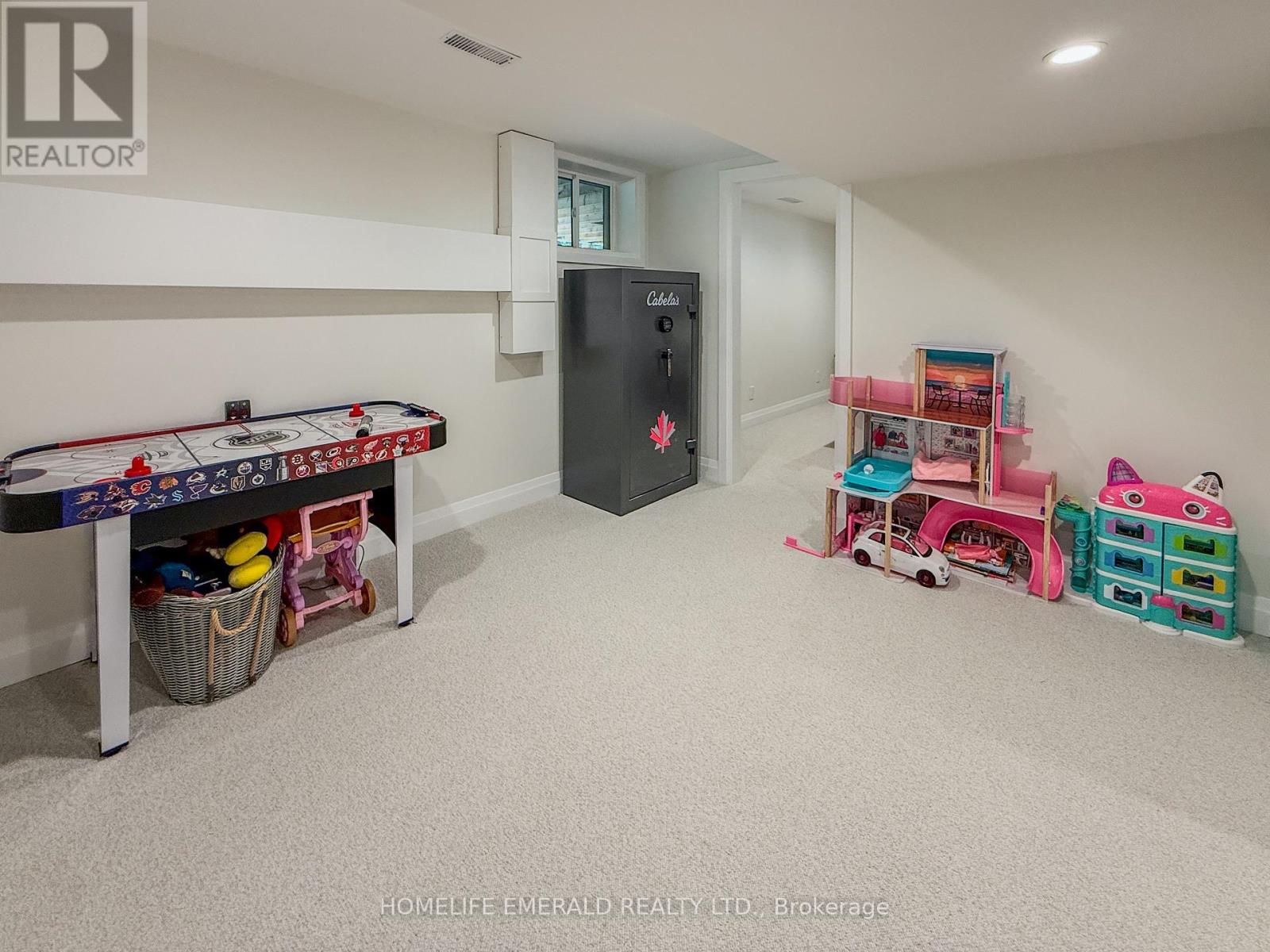 2391 SEADON ROAD - 40