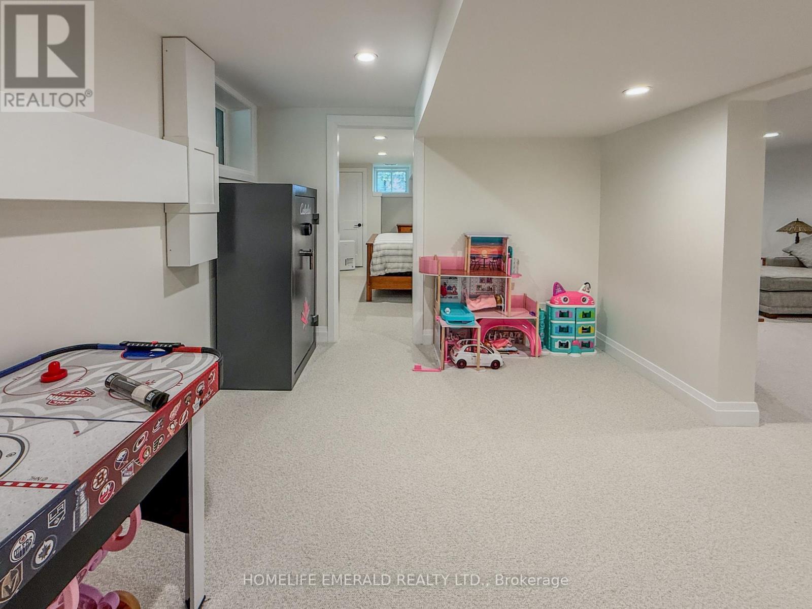 2391 SEADON ROAD - 41