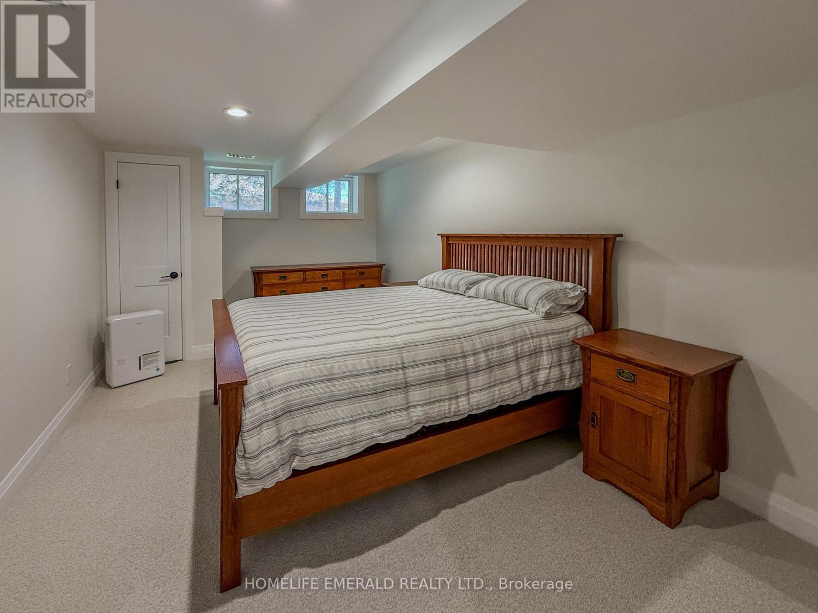 2391 SEADON ROAD - 43