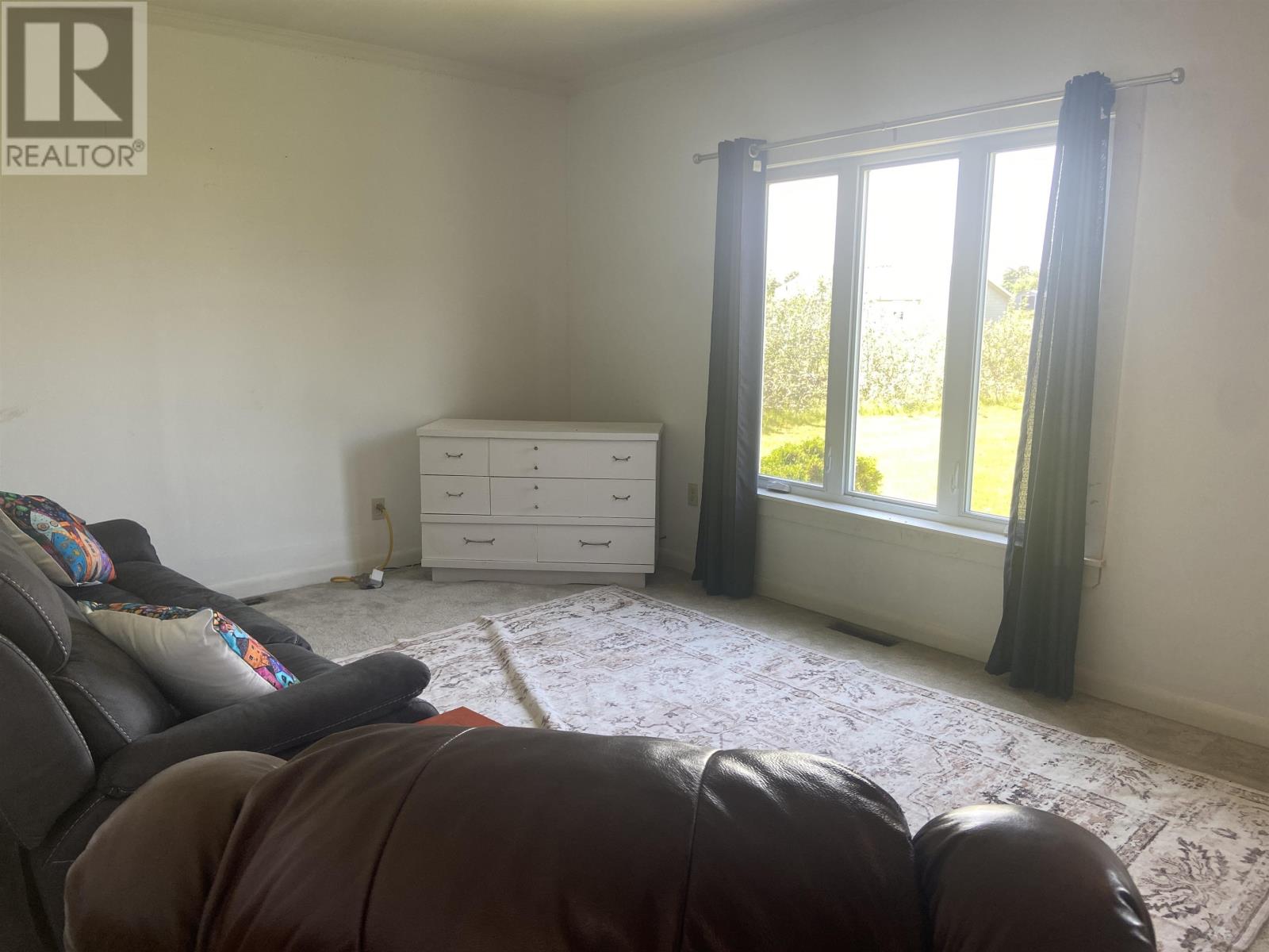 760 Baltic Road - 17
