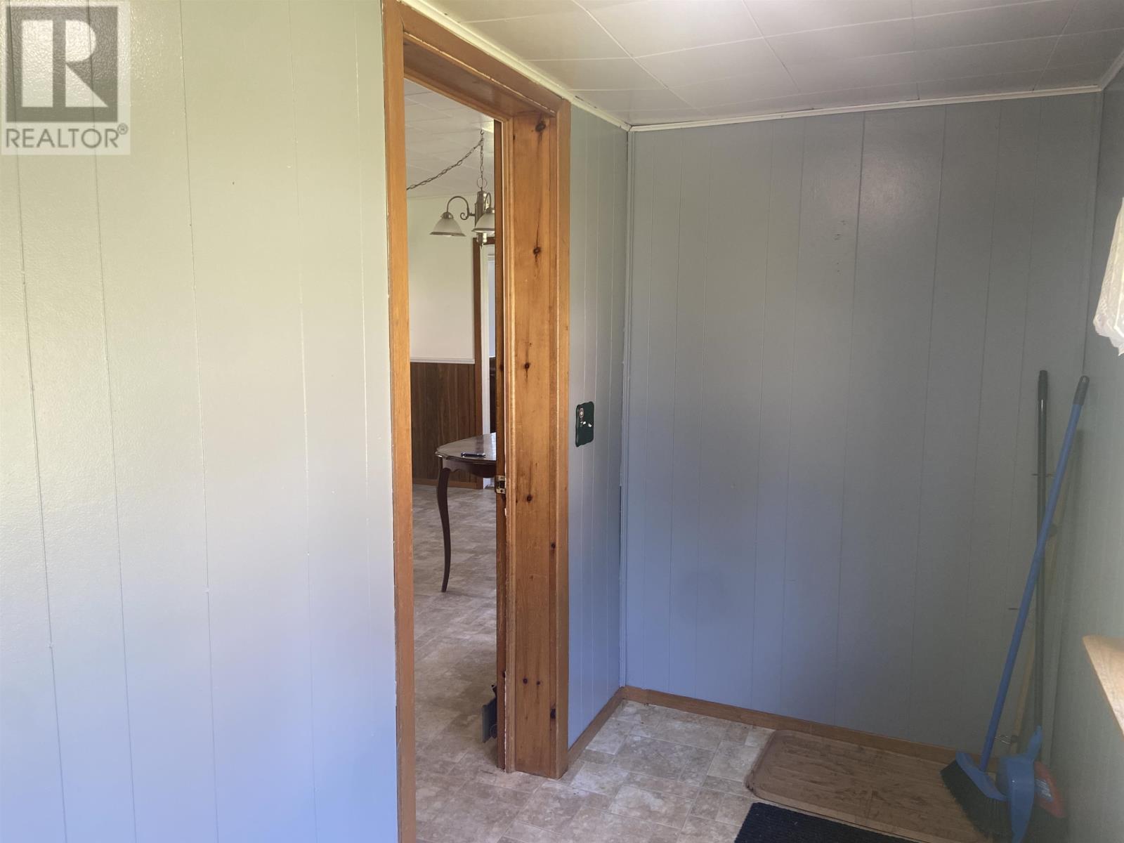 760 Baltic Road - 8