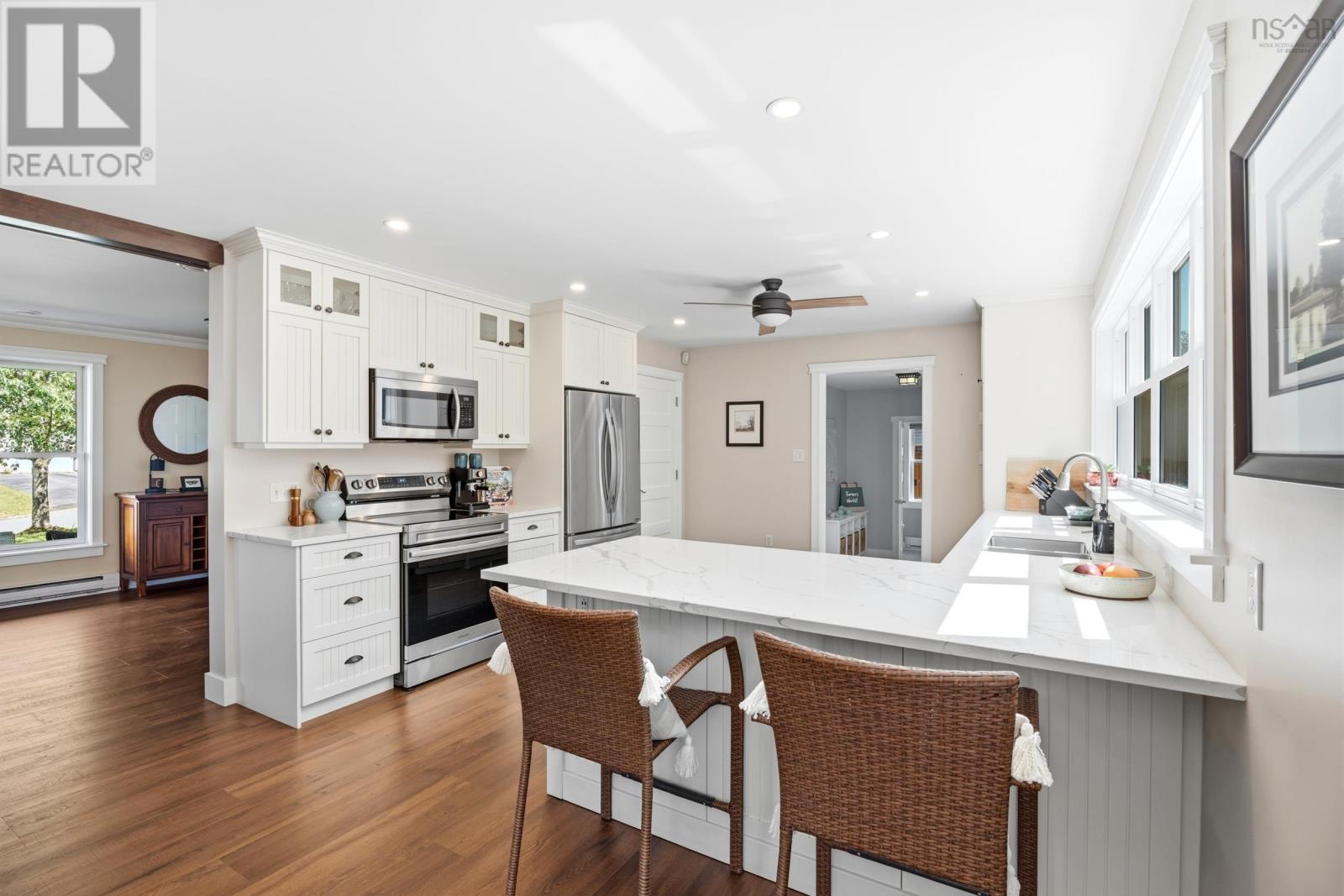 27 Stirling Avenue - 15
