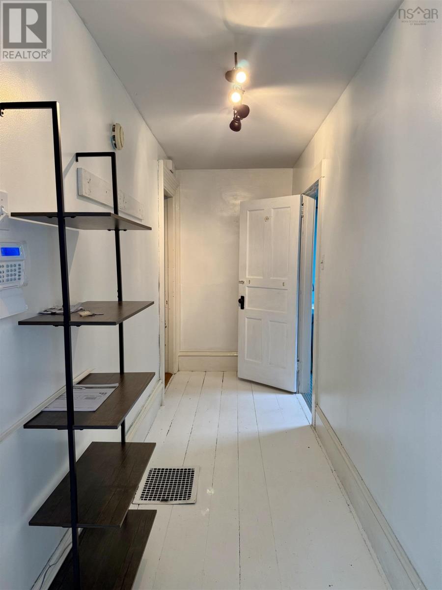 16 John Street - 27