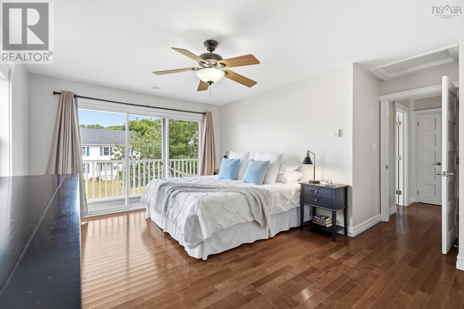 27 Stirling Avenue - 25