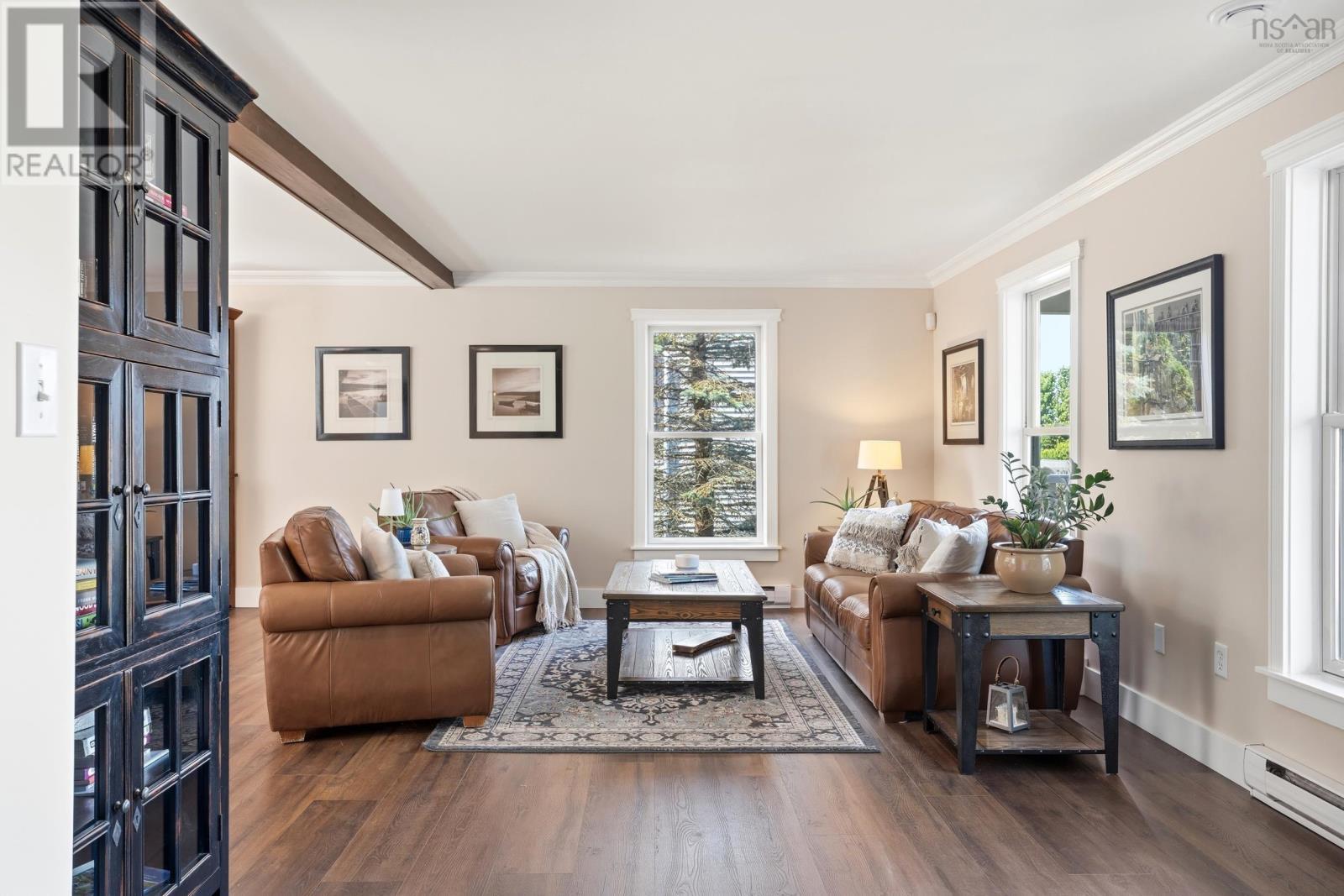 27 Stirling Avenue - 9