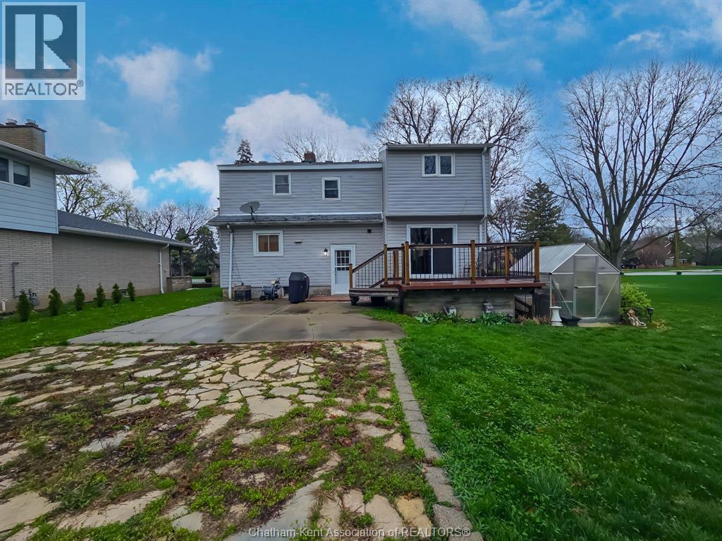 426 Victoria AVENUE - 4