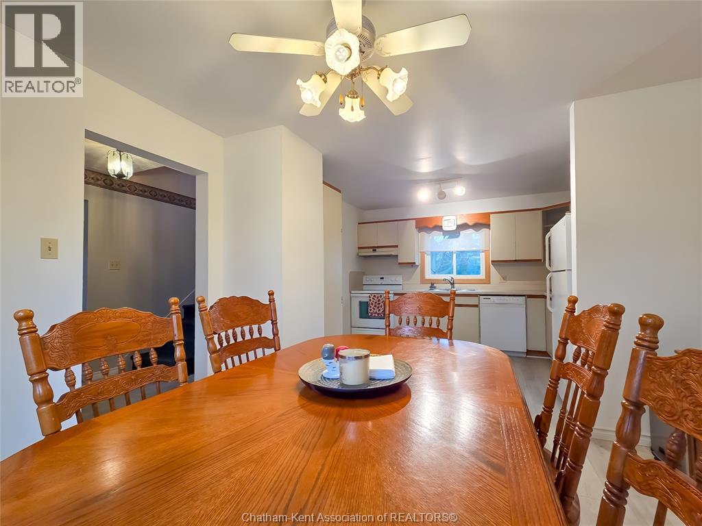 426 Victoria AVENUE - 22
