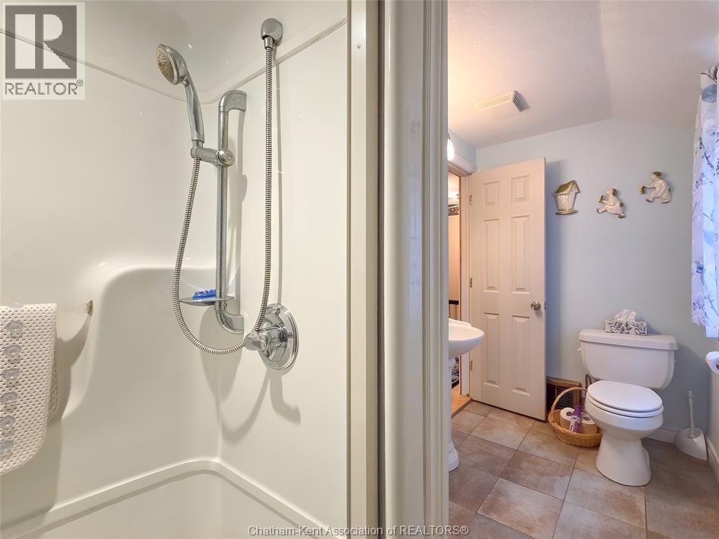 426 Victoria AVENUE - 39
