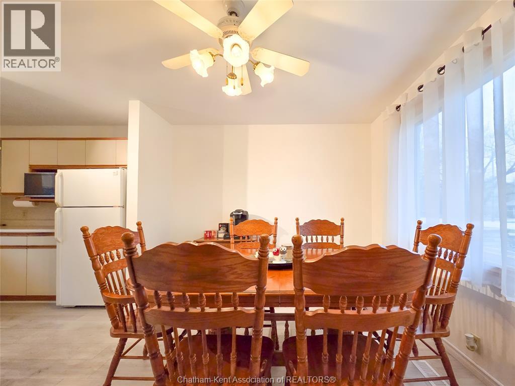 426 Victoria AVENUE - 24