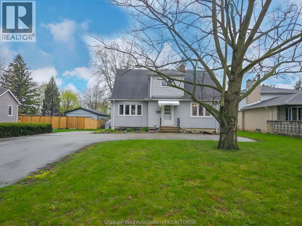 426 Victoria AVENUE - 6