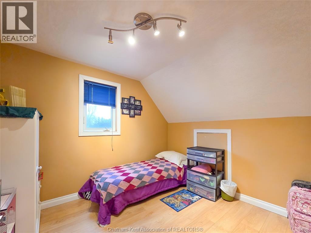 426 Victoria AVENUE - 32