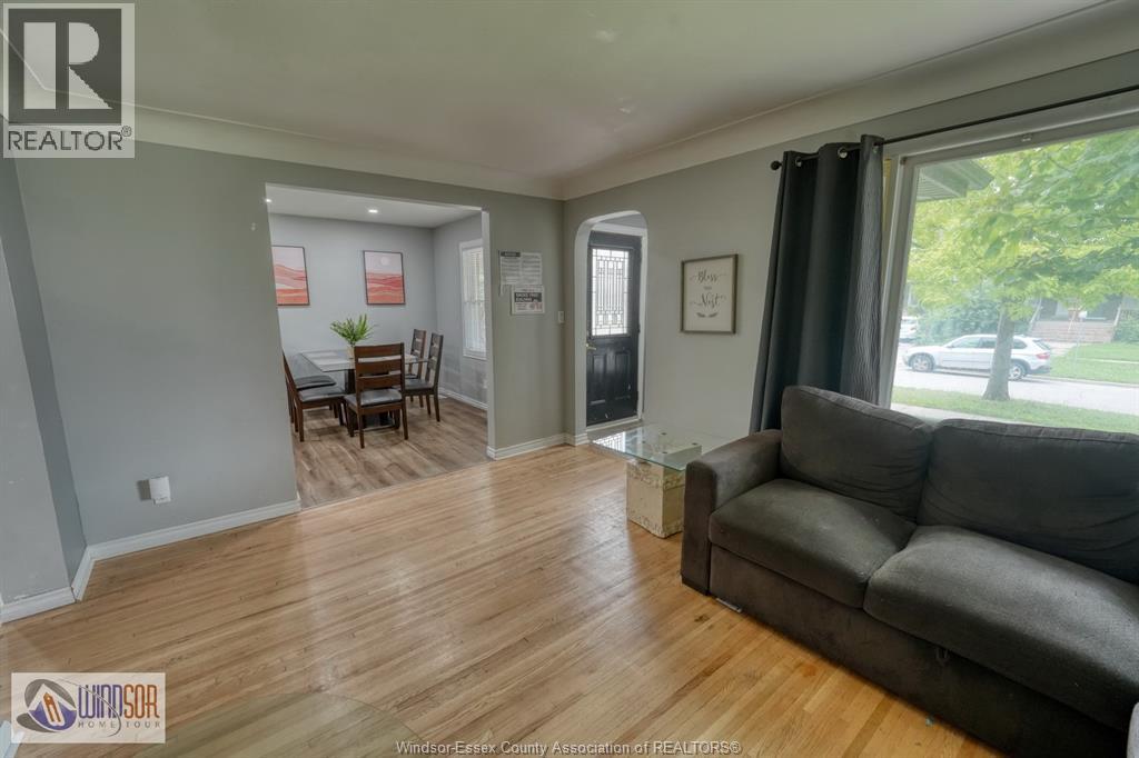 736 PARTINGTON AVENUE - 11