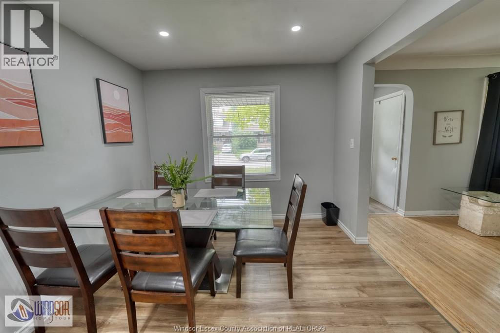 736 PARTINGTON AVENUE - 17
