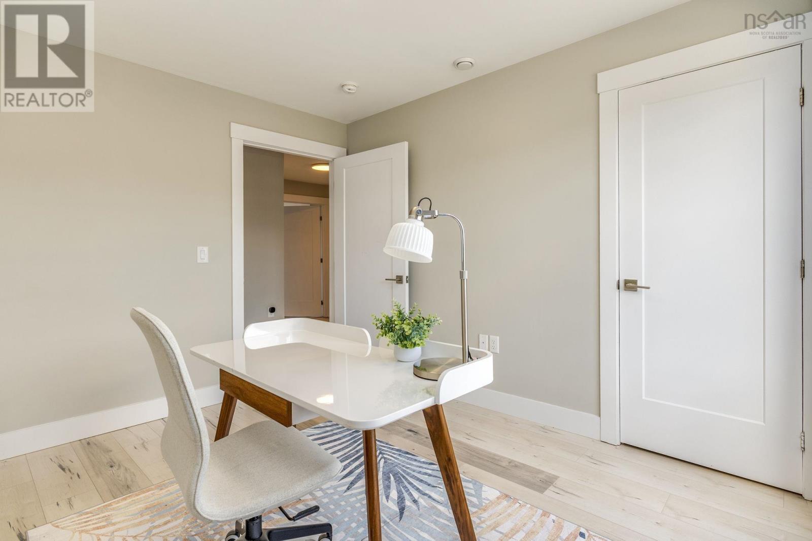 60 Higgins Avenue - 22