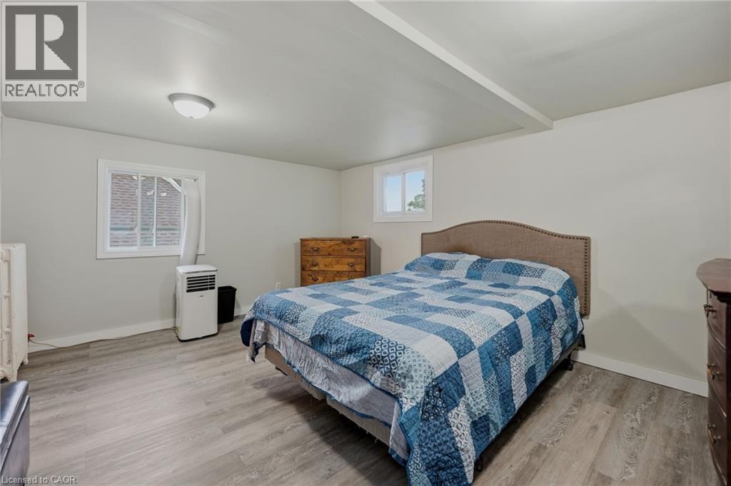 458 DAVIS Street - 26