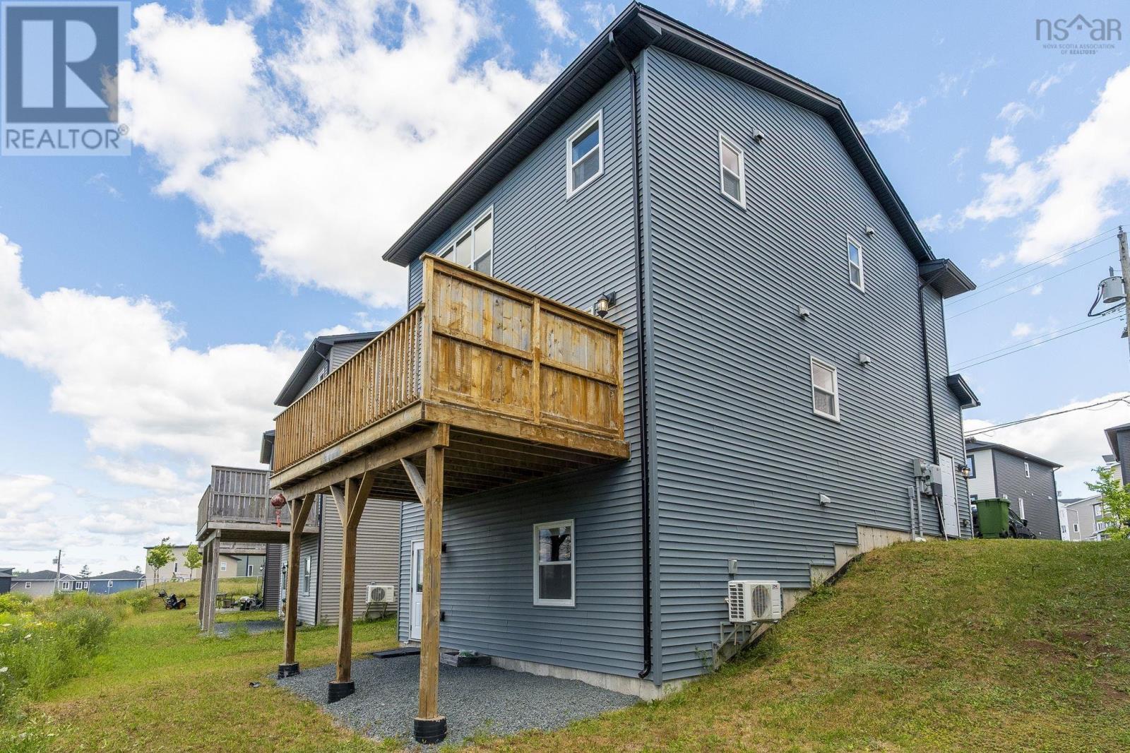 60 Higgins Avenue - 38