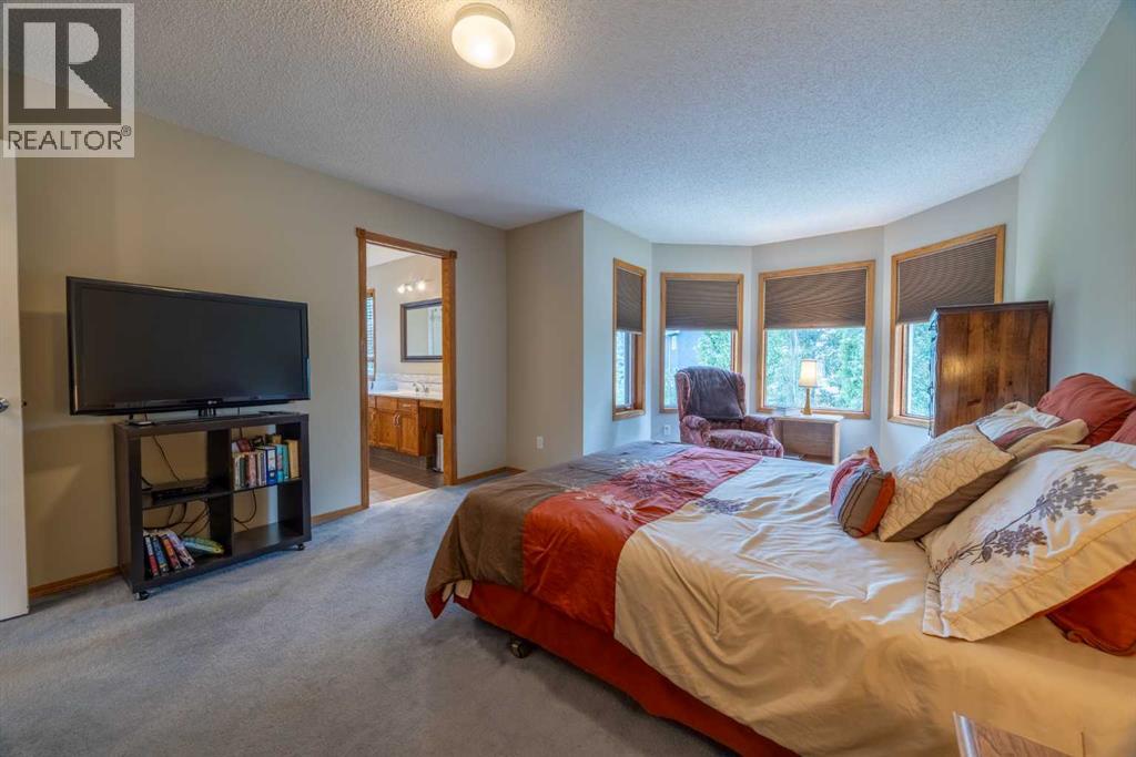 19 Mckenzie Lake Manor SE - 16