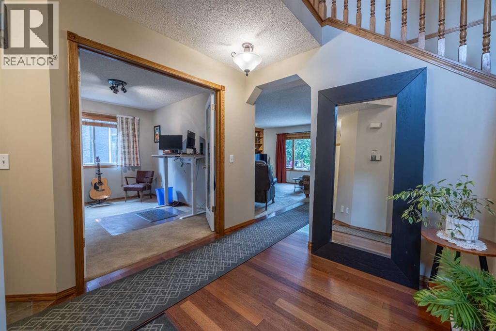 19 Mckenzie Lake Manor SE - 3
