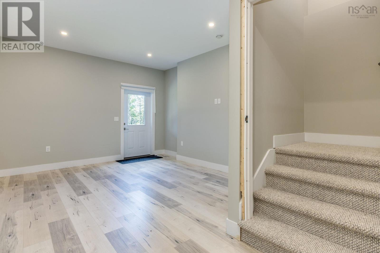 60 Higgins Avenue - 30