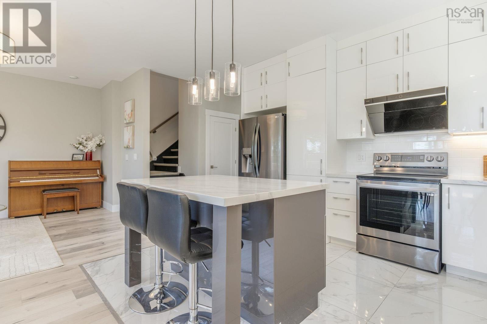 60 Higgins Avenue - 6
