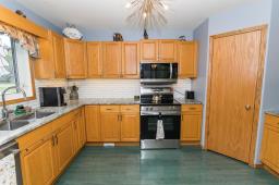 28 30 Bradford Road, Carman, MB R0G0J0 Photo 14