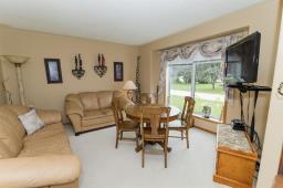 28 30 Bradford Road, Carman, MB R0G0J0 Photo 7