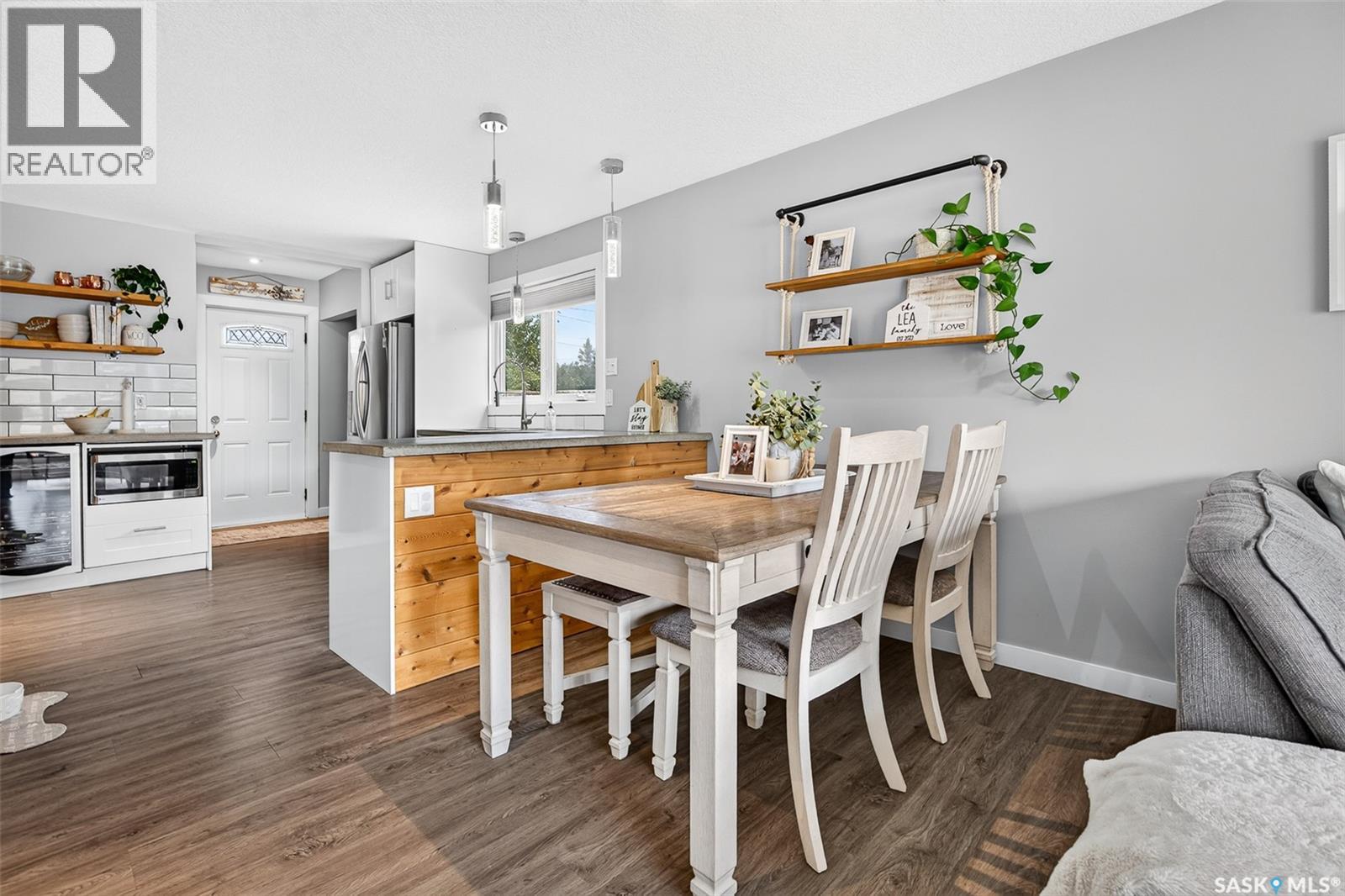 922 JAMES STREET - 12
