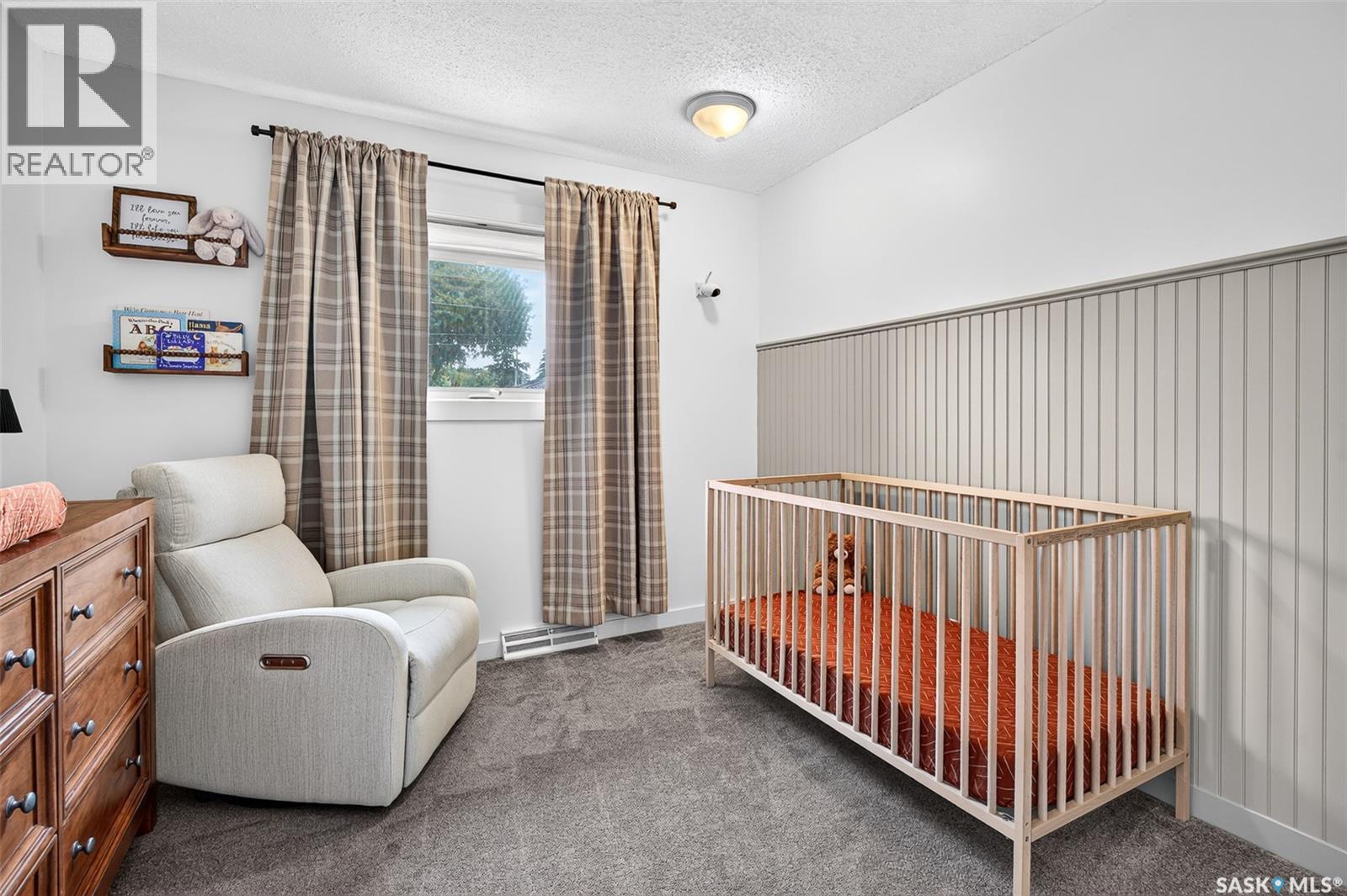 922 JAMES STREET - 24