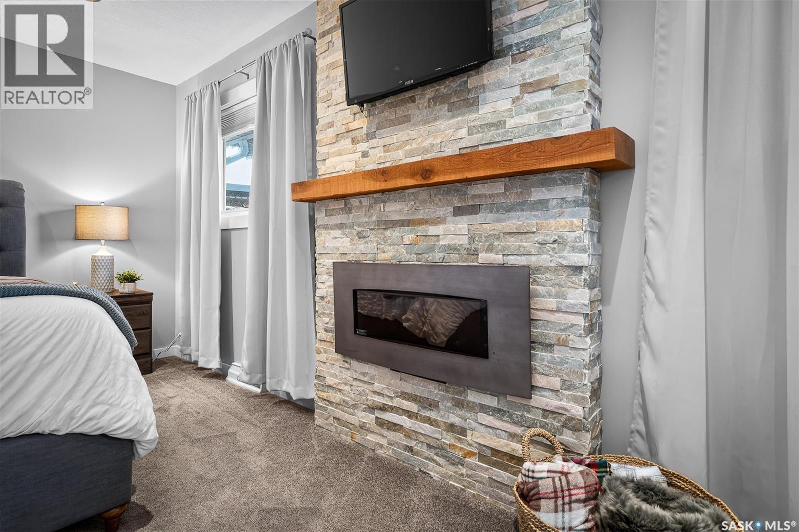 922 JAMES STREET - 30