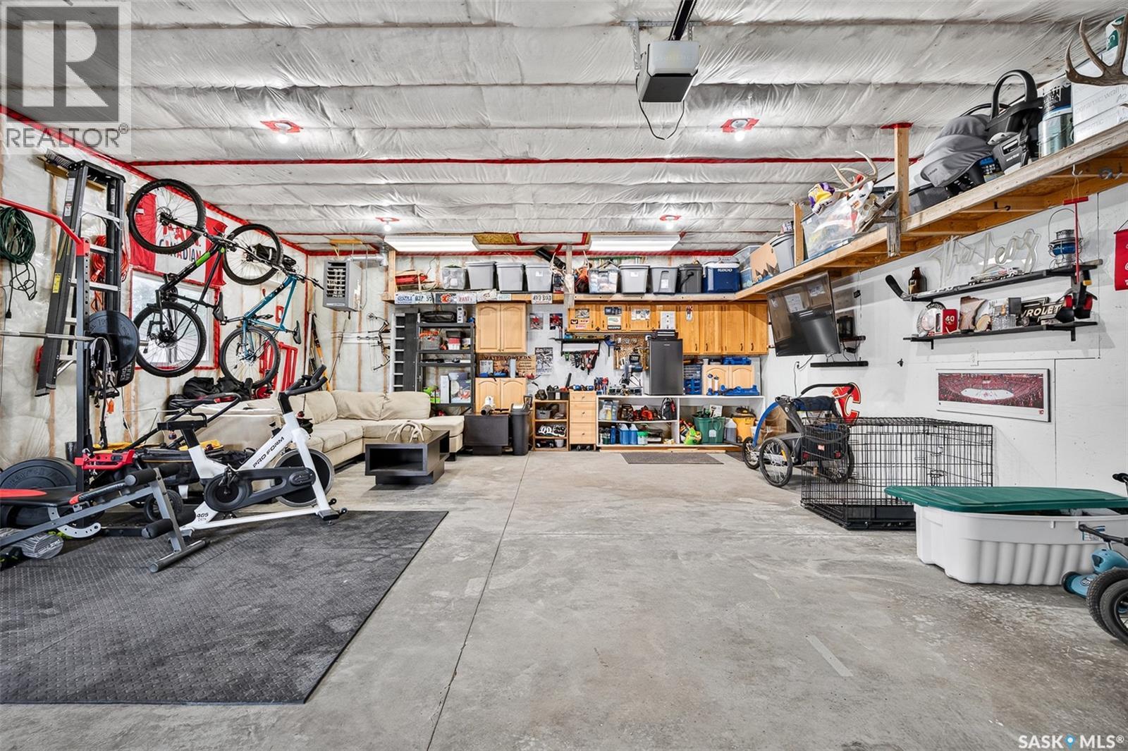 922 JAMES STREET - 49
