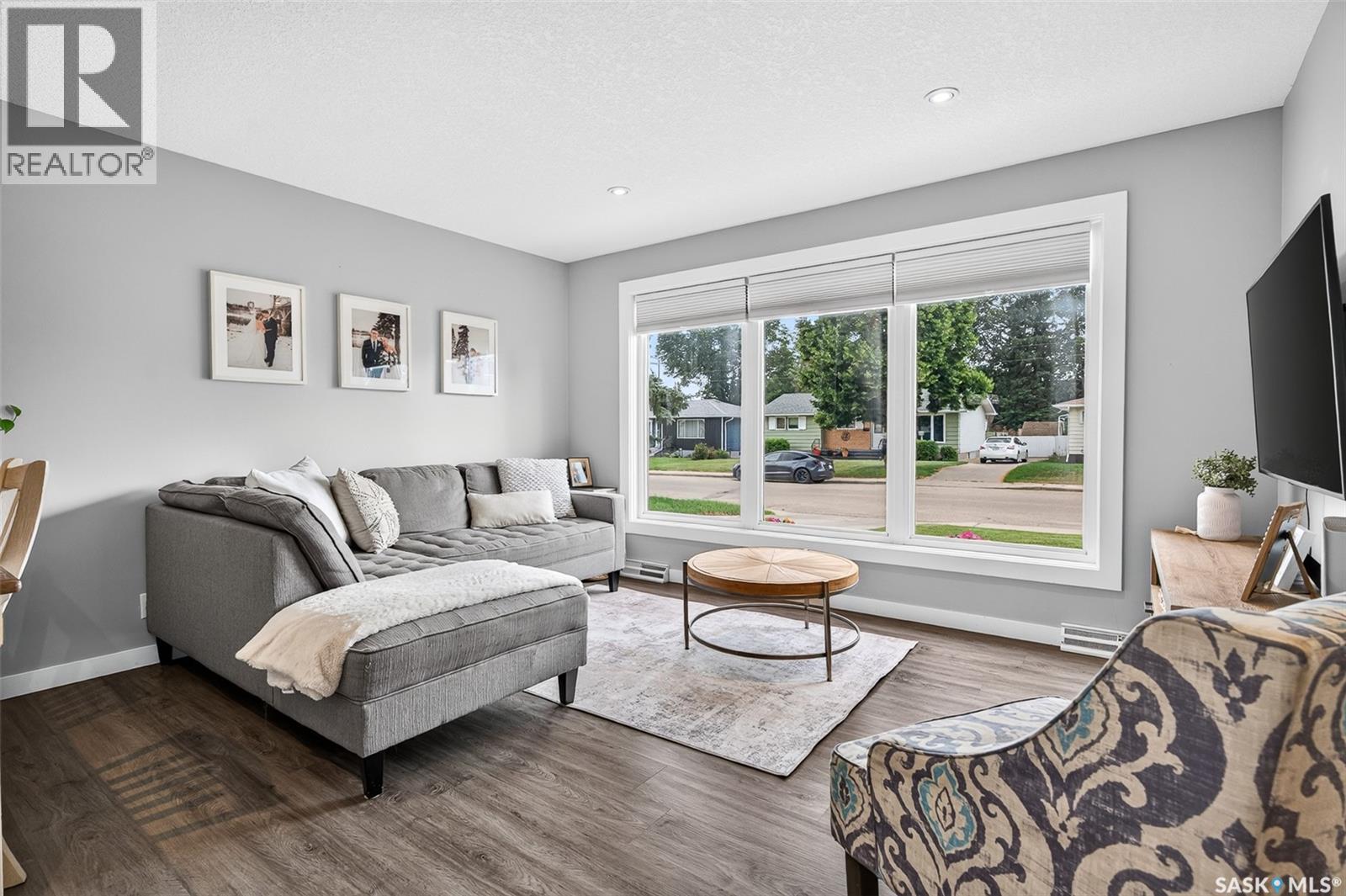 922 JAMES STREET - 5