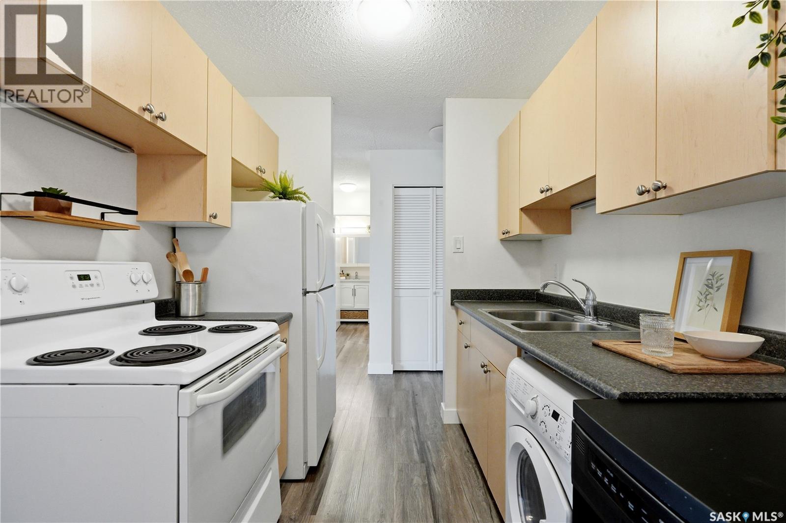 #16 116 Acadia COURT - 12