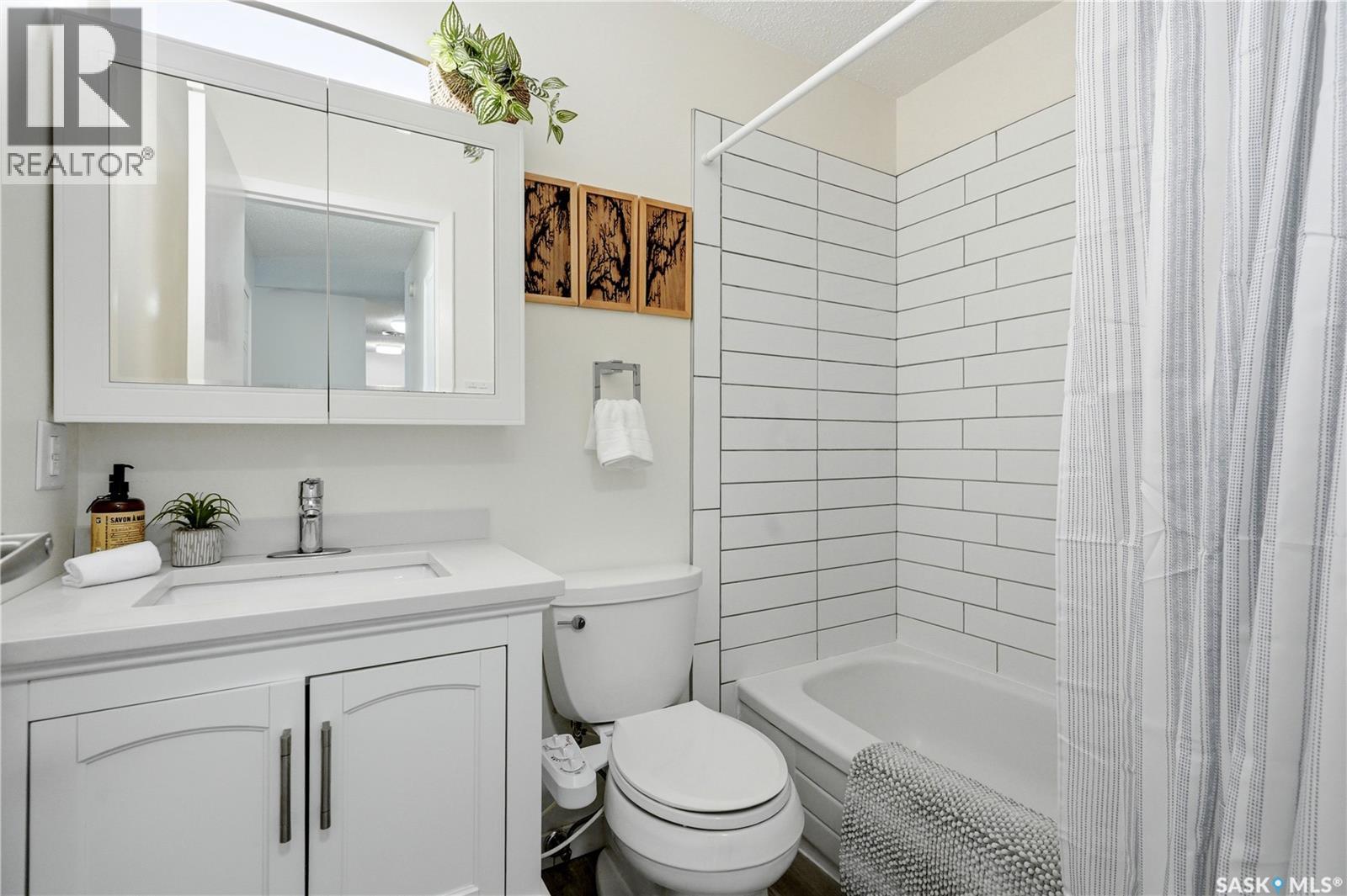 #16 116 Acadia COURT - 16