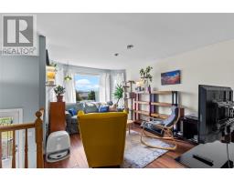 177 St. Thomas Line thumbnail 6