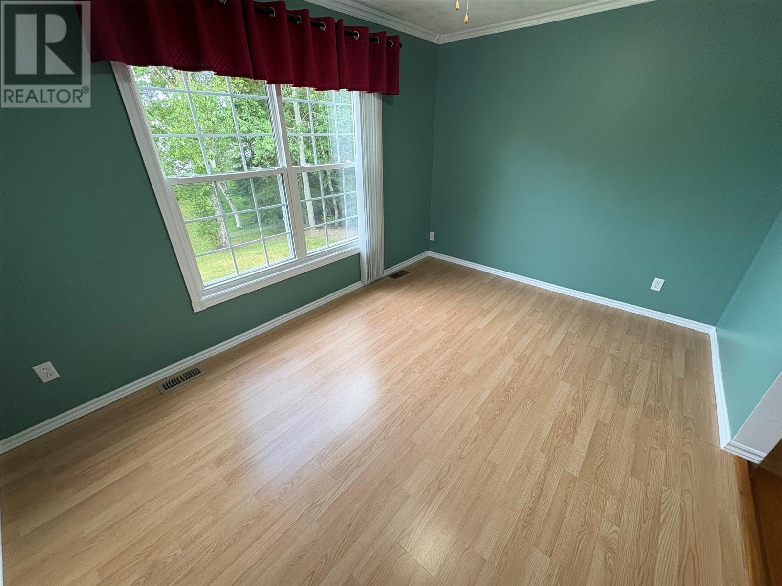 1 Crooked Lake Road - 27