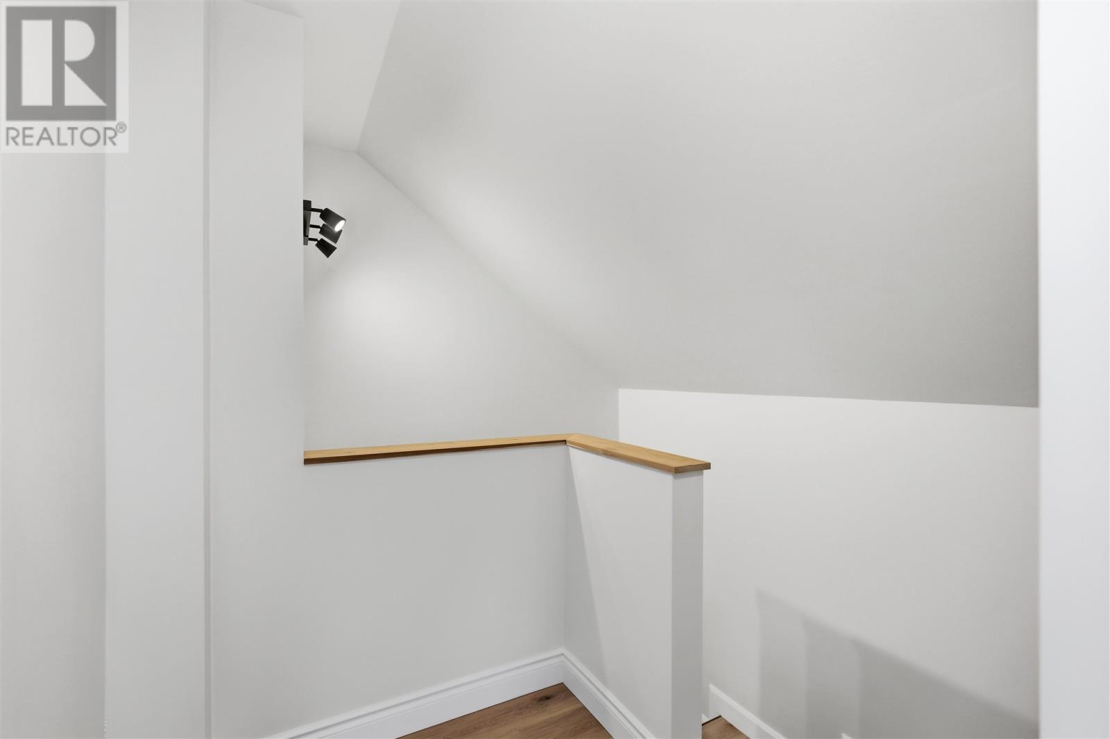 27 Blake AVE - 19