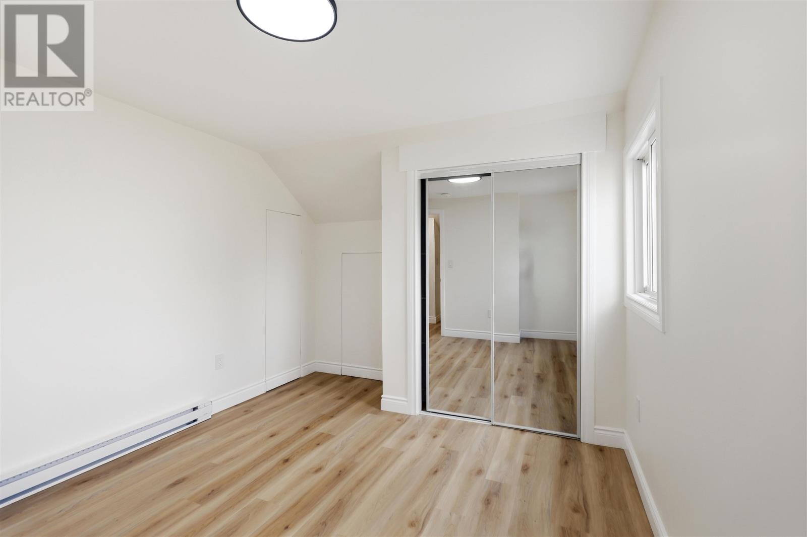 27 Blake AVE - 18