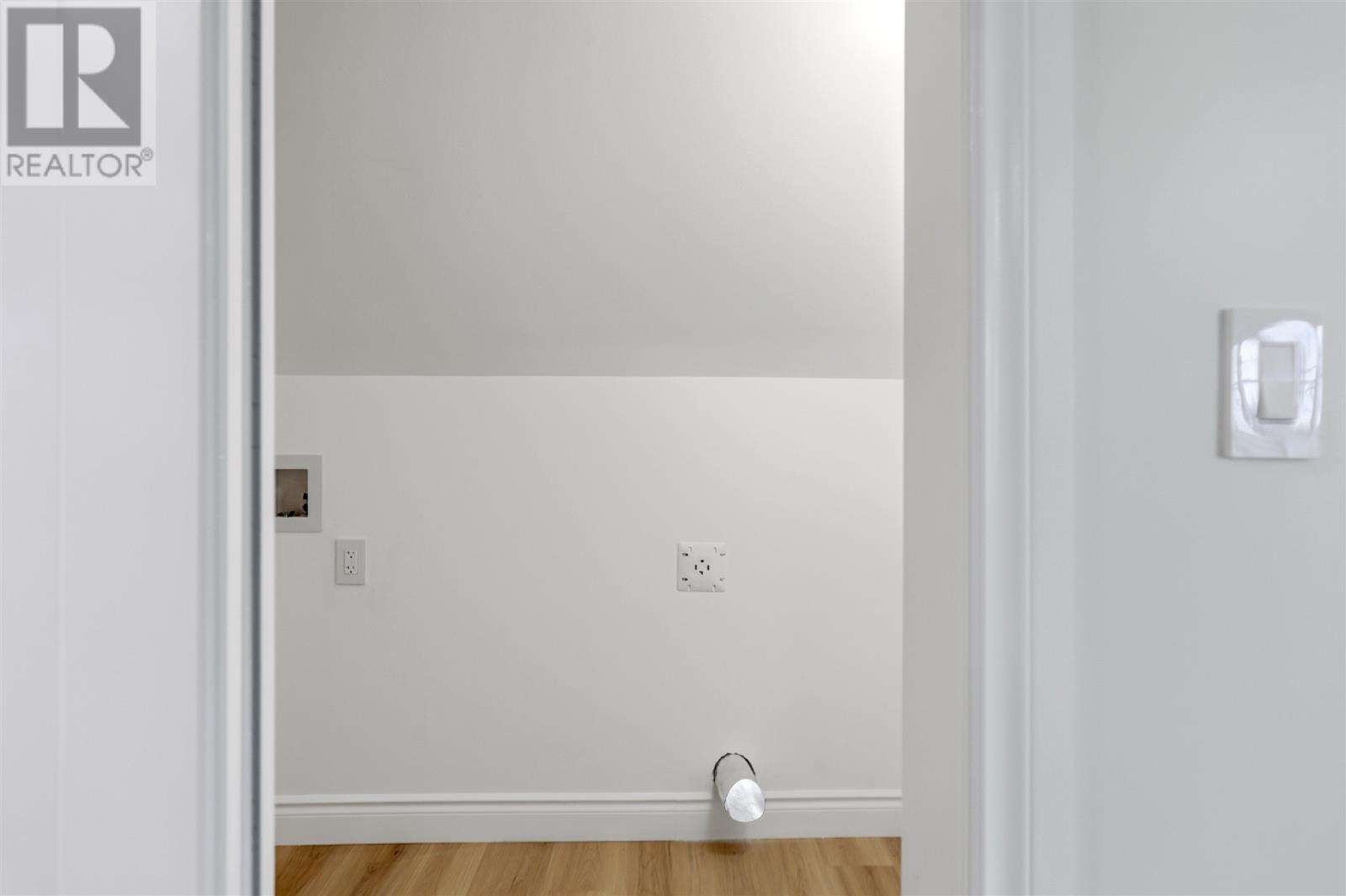 27 Blake AVE - 25