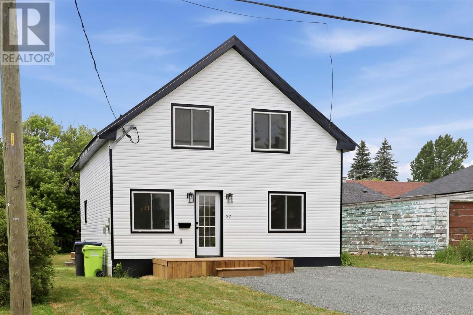 27 Blake AVE - 33