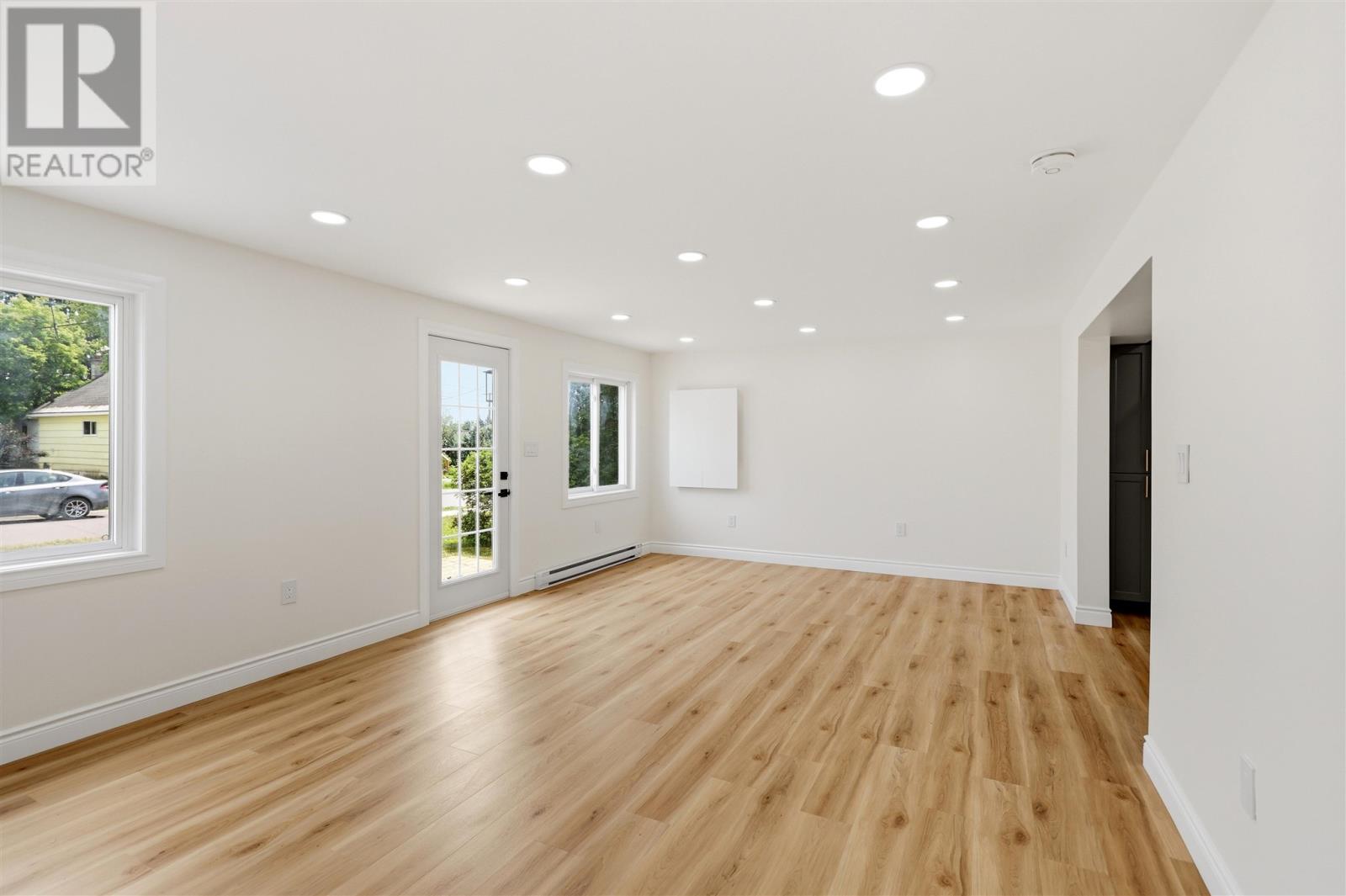 27 Blake AVE - 5