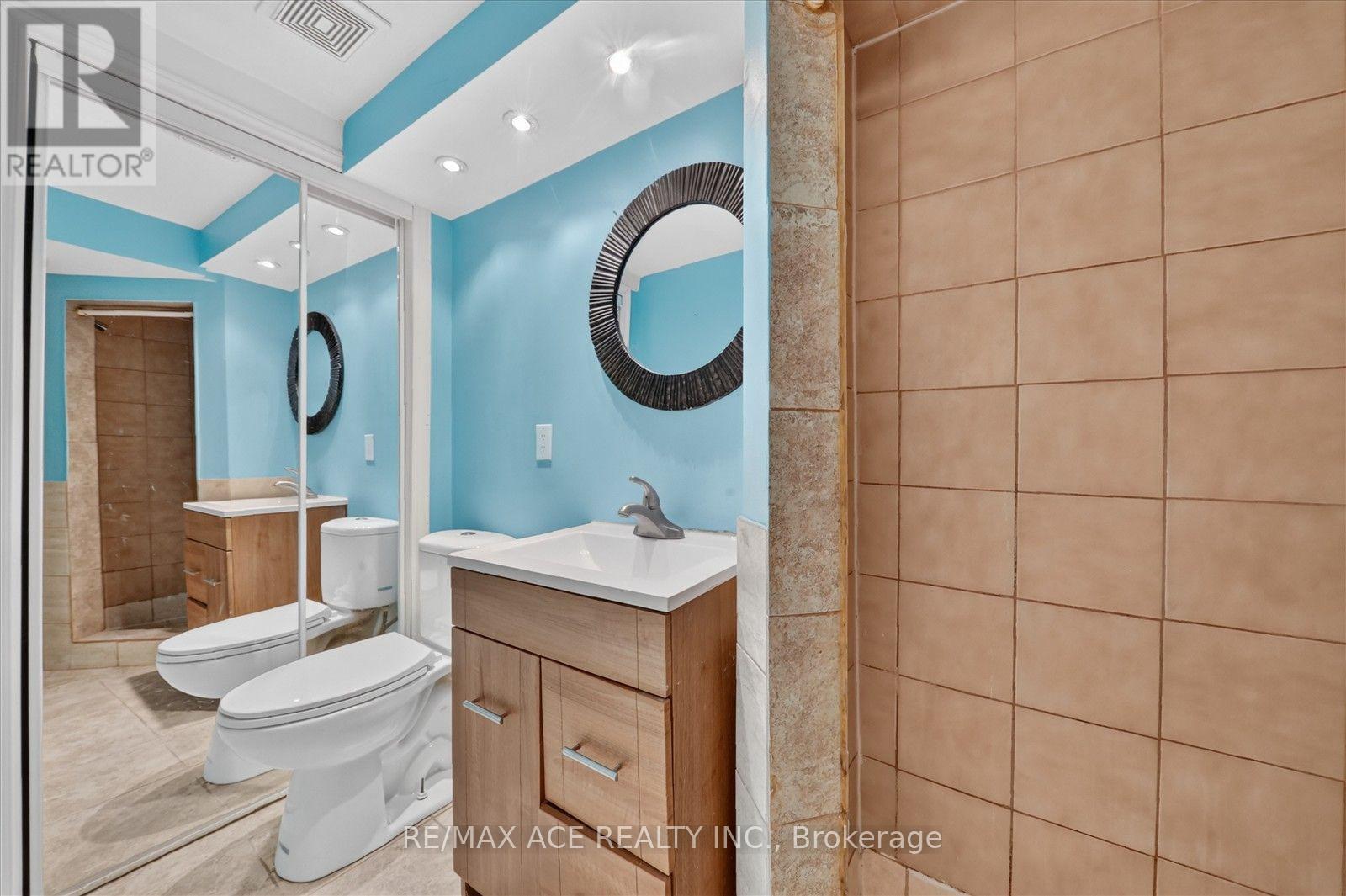 24 CULLCASTLE STREET - 33