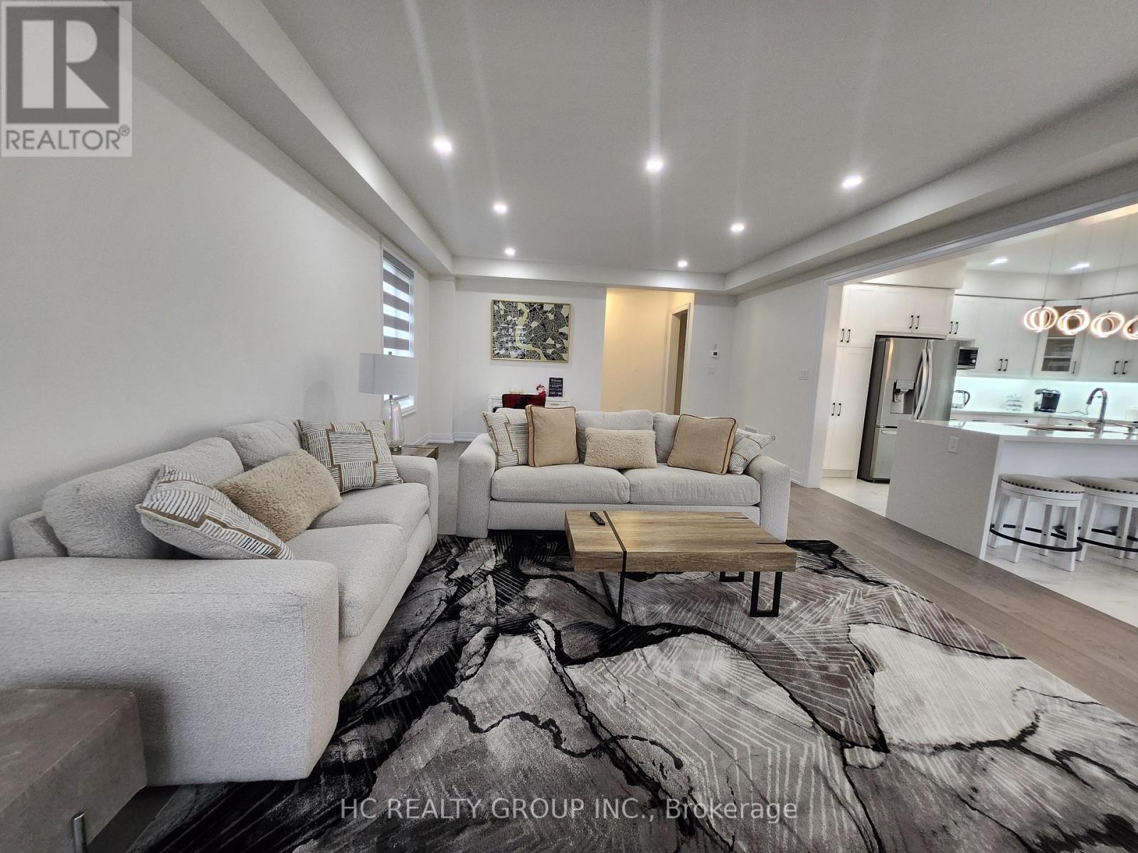 23 LUMB DRIVE - 11