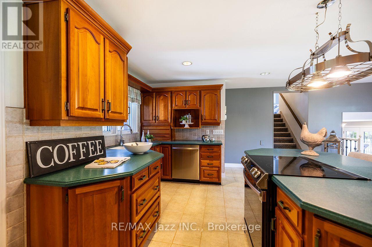 624 ROSELAWN AVENUE - 11