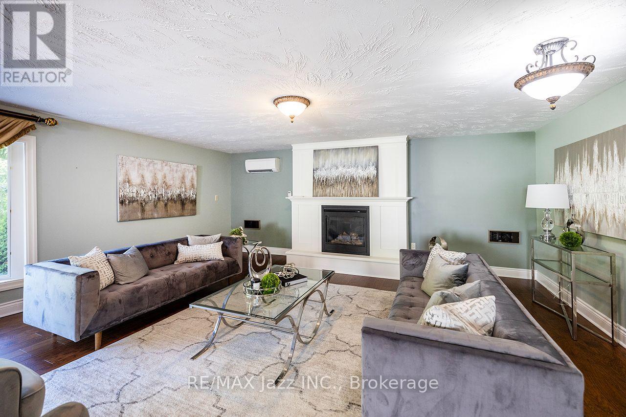 624 ROSELAWN AVENUE - 20